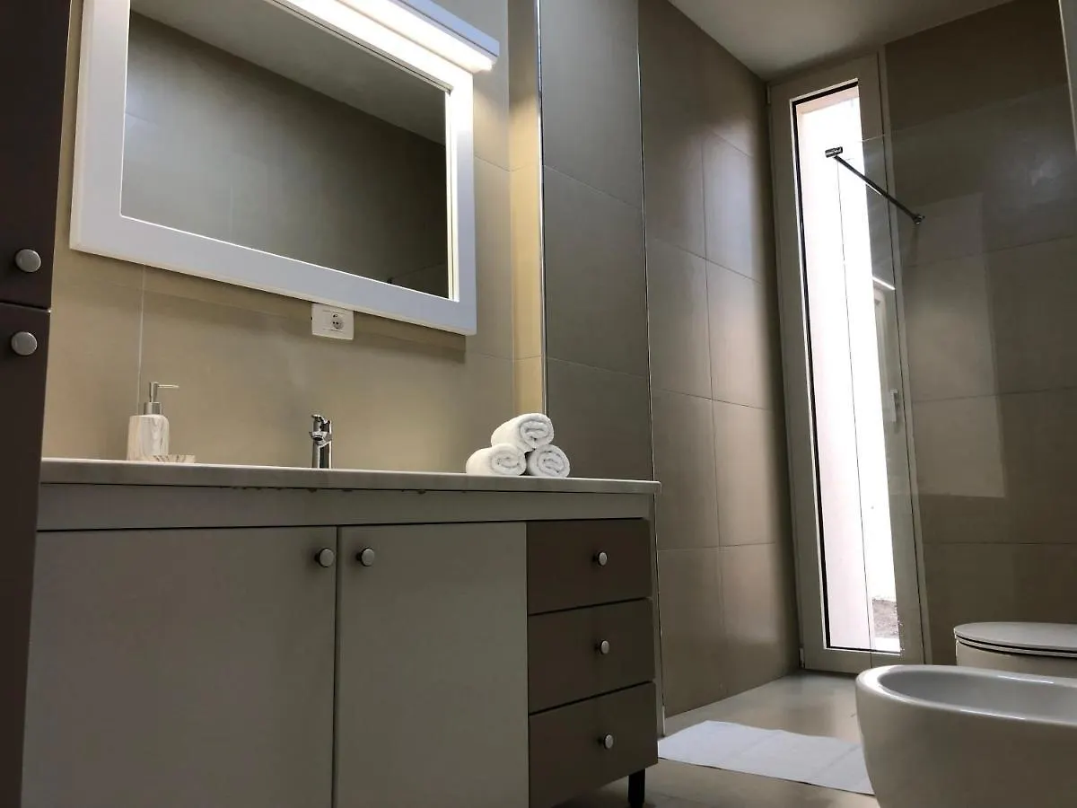 Rents-A-View Luxury Apartment @Gc Resort, Albania Palase 0*,